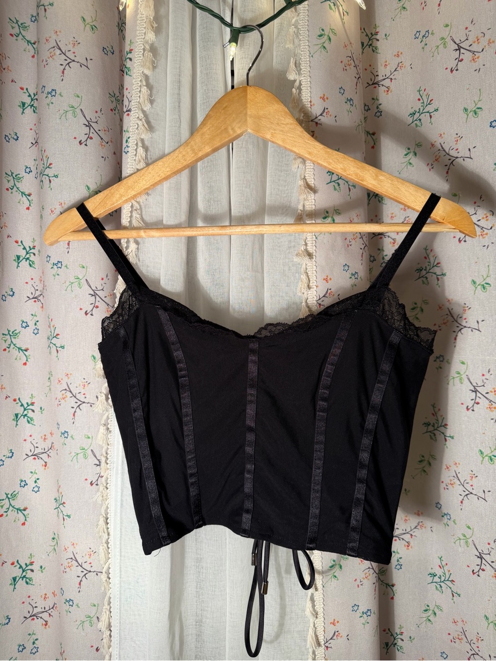 Forever 21 Black Lace-Trim Corset Crop Top
